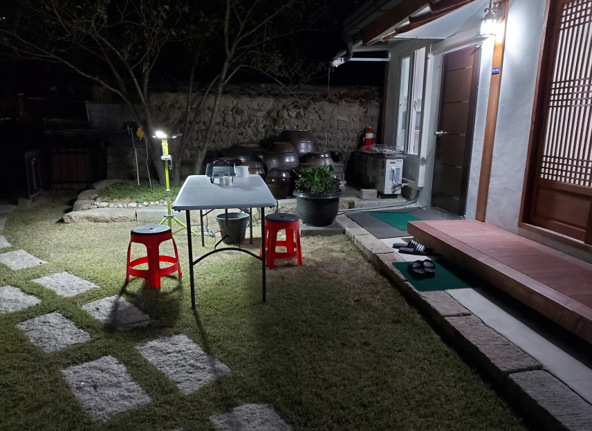 야간전경(4)
접이식 테이블,간의의자,조명